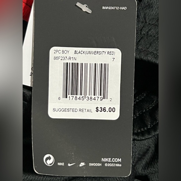 Nike Boys 2 Piece Shirt and Shorts Set Size 7 - Picture 7 of 8